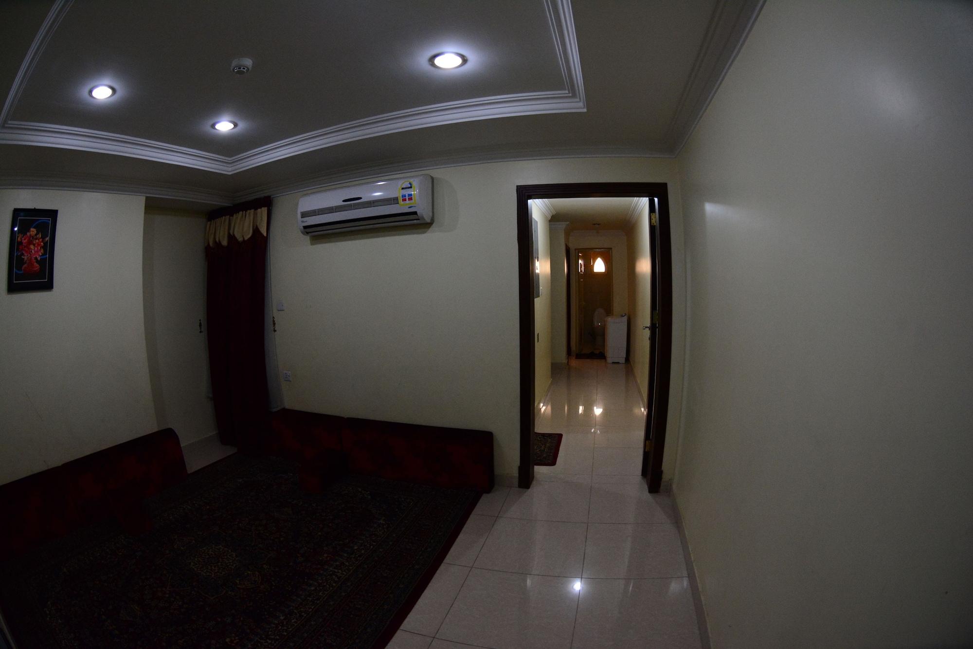 Al Eairy Apartment- Dammam 3 Al Mubarakiyah エクステリア 写真