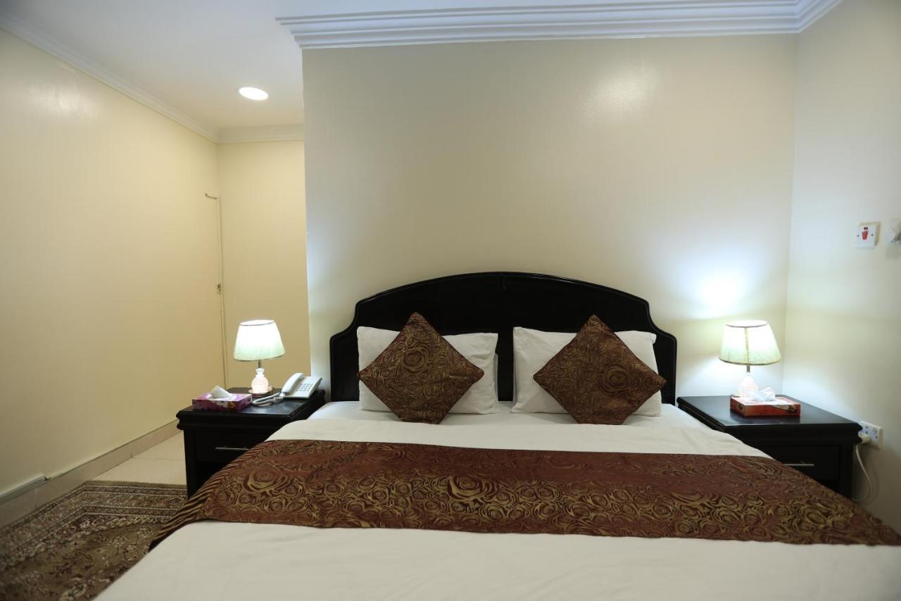 Al Eairy Apartment- Dammam 3 Al Mubarakiyah エクステリア 写真