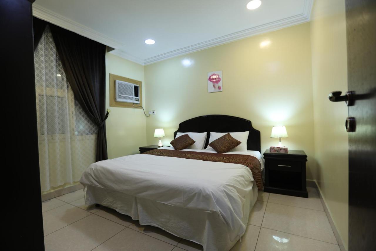 Al Eairy Apartment- Dammam 3 Al Mubarakiyah エクステリア 写真