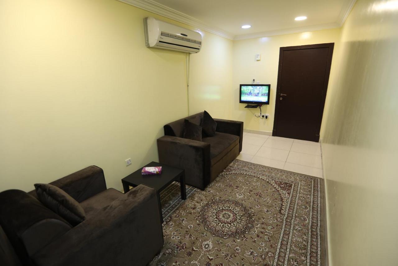 Al Eairy Apartment- Dammam 3 Al Mubarakiyah エクステリア 写真