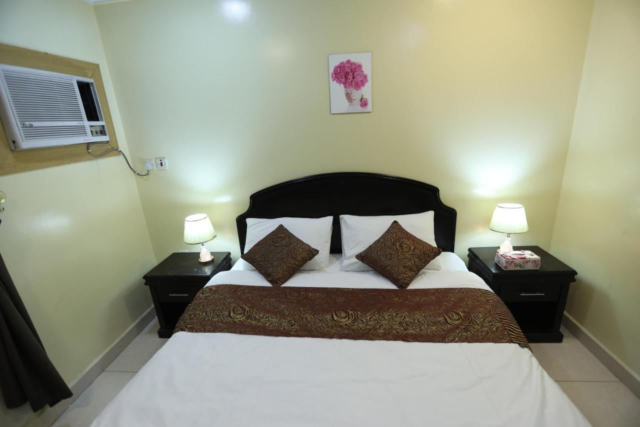 Al Eairy Apartment- Dammam 3 Al Mubarakiyah エクステリア 写真