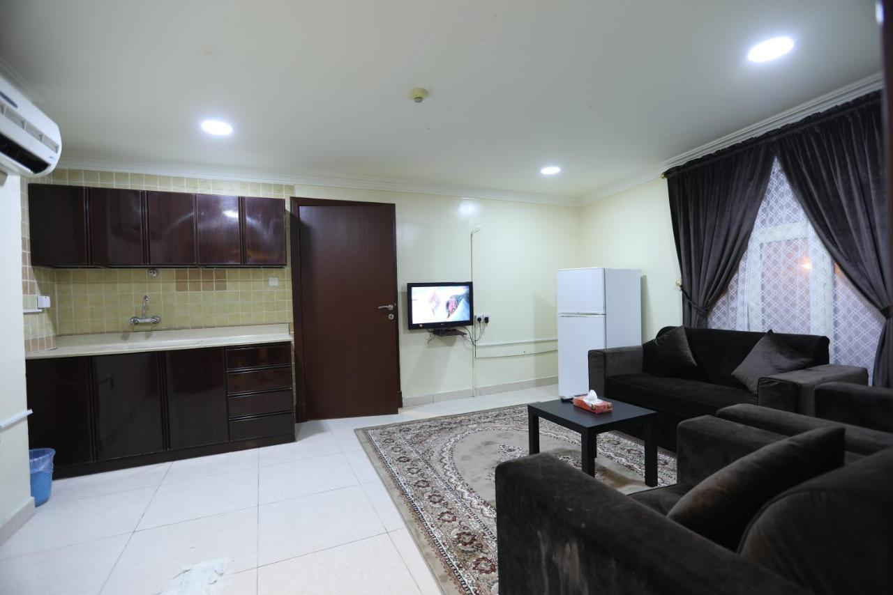 Al Eairy Apartment- Dammam 3 Al Mubarakiyah エクステリア 写真