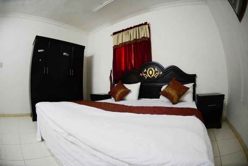Al Eairy Apartment- Dammam 3 Al Mubarakiyah エクステリア 写真